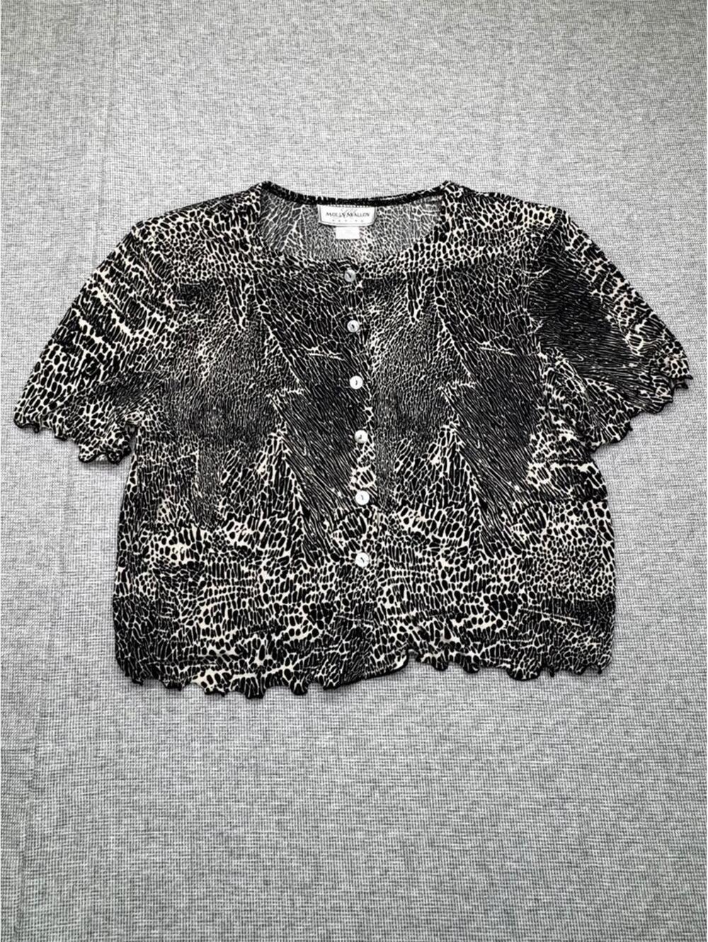 Molly & Mallow Animal Print Sheer Button Front Curly Lattice Hem Crop Top L